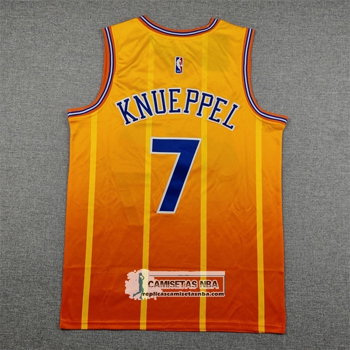 Camiseta Charlotte Hornets Kon Knueppel NO 7 Ciudad 2025-26 Naranja